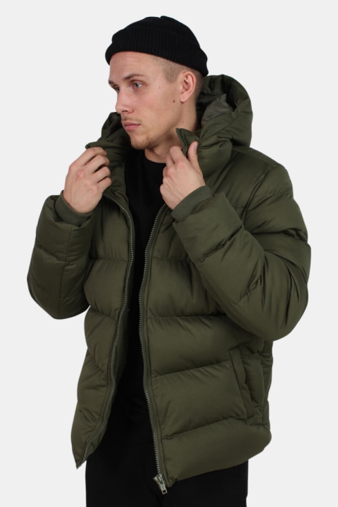 Urban Classics Hooded Boxy Puffer Jacke Olive