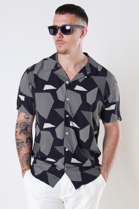 Kronstadt Cuba geometry S/S Hemd Black