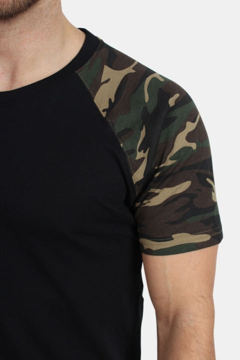 Urban Classics Raglan Contrast Tee Blk/woodcamo