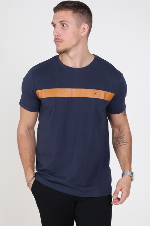 Clean Cut Axel Logo T-Hemd Navy