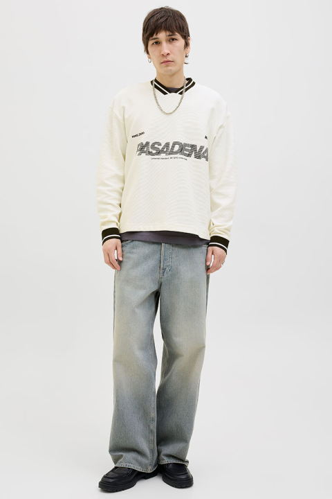 Jack & Jones Horizon Sports Print Sweat LS V-neck Cloud Dancer