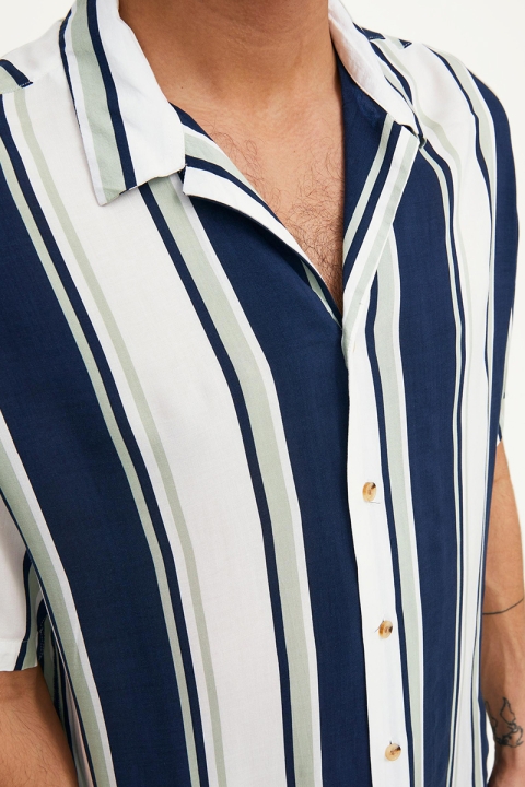 Jack & Jones MALIBU RESORT STRIPE Hemd SS Swamp