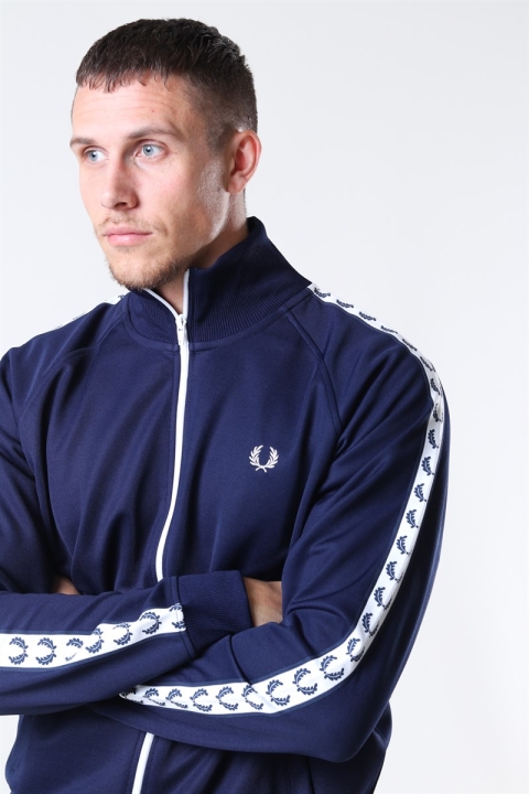 Fred Perry Taped Track Jacke Carbon Blue