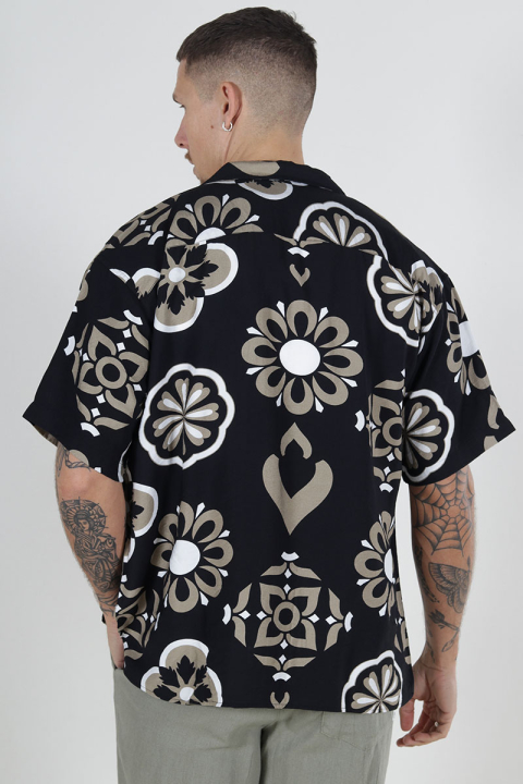 Jack & Jones Urban Edge Resort Hemd SS Jet Black