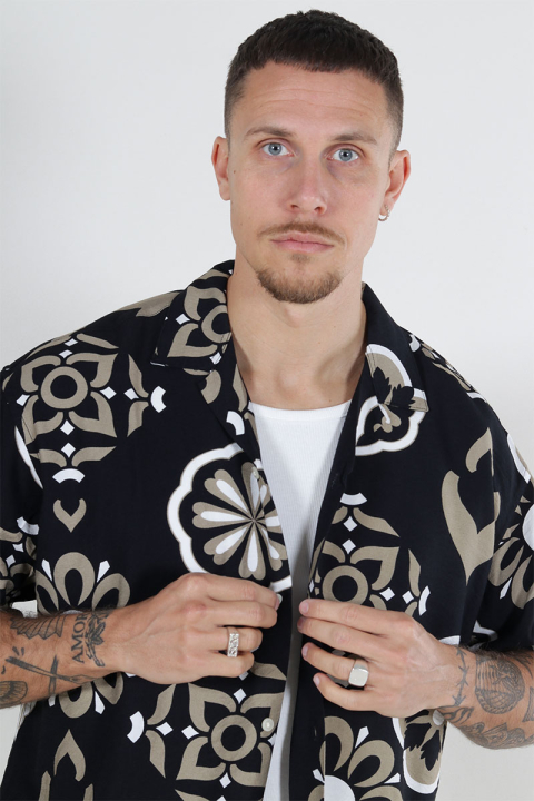 Jack & Jones Urban Edge Resort Hemd SS Jet Black