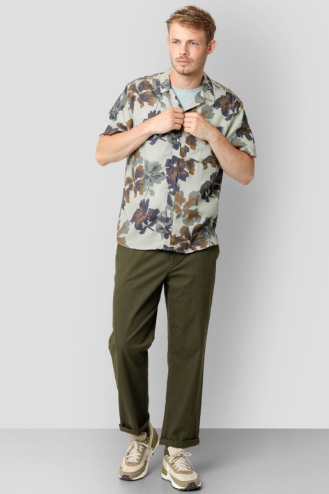 Clean Cut Copenhagen Bowling Daniel Hemd SS Khaki Flowers