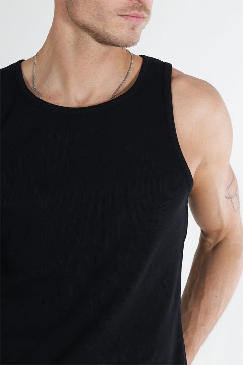 Solid Orton Tee True Black