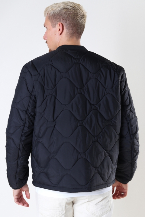 TJM QUILTED BOMBER Black