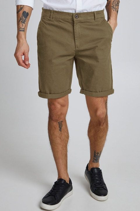 Solid Rockcliffe Shorts Vetiver