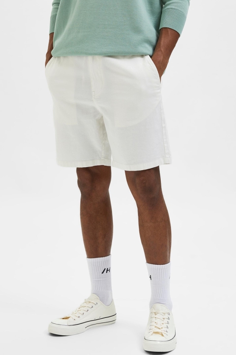 Selected SLHCOMFORT-NEWTON LINEN SHORTS W Cloud Dancer