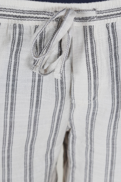 Jack & Jones Jaiden Enzo Stripe Resort Shorts Moonbeam