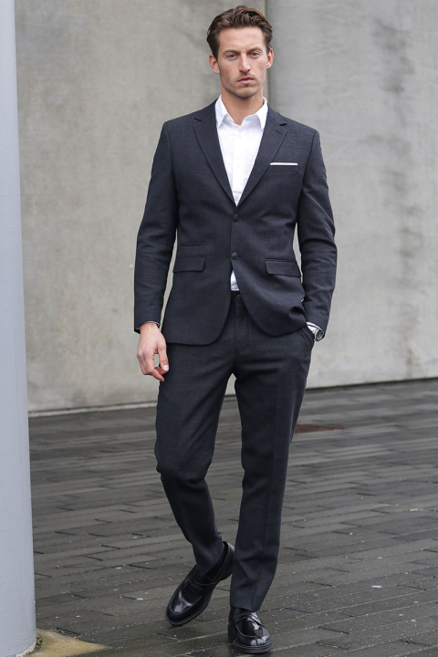 Selected SLHSLIM-OASIS LINEN TRS NOOS Black