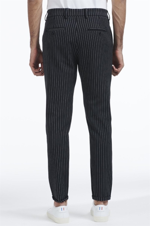 Les Deux Como Pinstripe Anzug Pants Black/ White