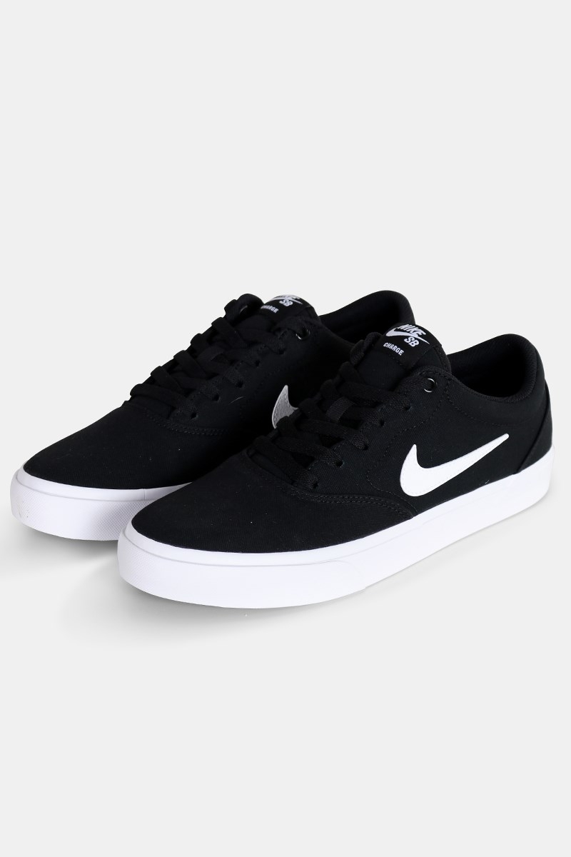 Black and white nike sb shop