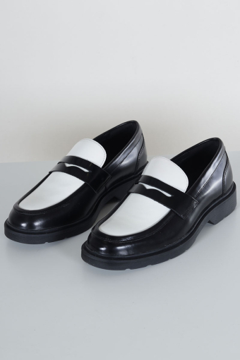 Dax Leather Loafer Black White