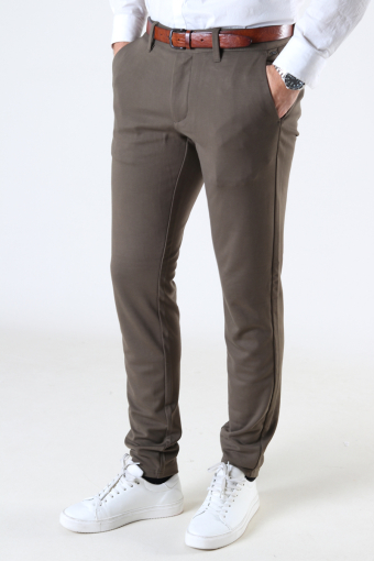MARK PANT Canteen