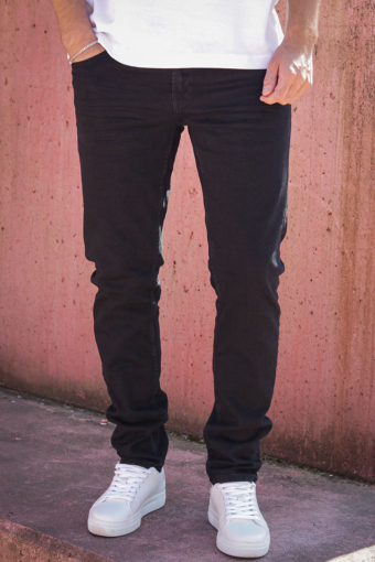 Loom Slim Fit 0448 Black